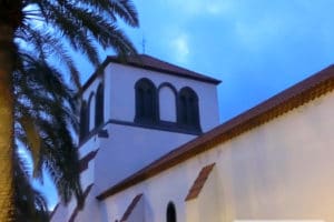 Early morning at Las Palmas de Gran Canaria's Holy Trinity Church